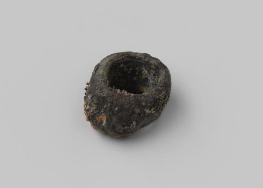 Ring-shaped fragment from the wreck of the East Indiaman Hollandia