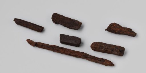 Fragments or parts from the wreck of the East Indiaman Hollandia