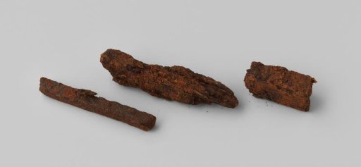 Fragments or parts from the wreck of the East Indiaman Hollandia
