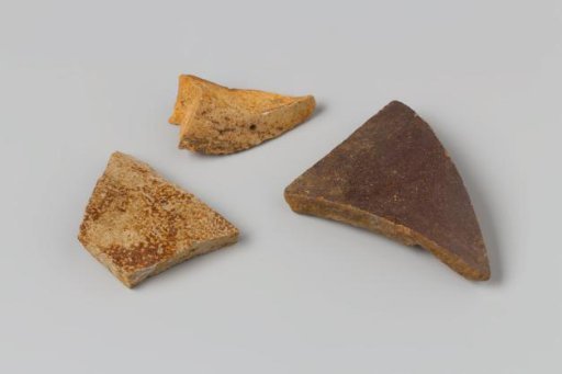 Shards of jugs from the wreck of the East Indiaman Hollandia