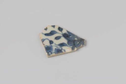 Sherd of a plate from the wreck of the East Indiaman Hollandia