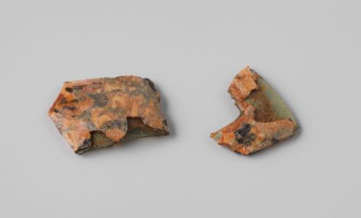 Sherds of wine bottles from the wreck of the East Indiaman Hollandia