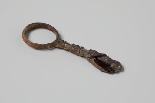Pin from the wreck of the East Indiaman Hollandia