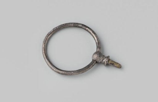 Ring handle from the wreck of the East Indiaman Hollandia