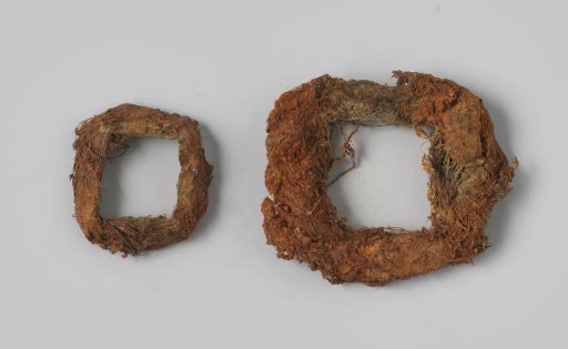 Closure rings of a hilt from the wreck of the Dutch East Indiaman Hollandia