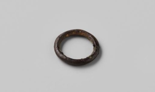 Ring-shaped fragment from the wreck of the East Indiaman Hollandia