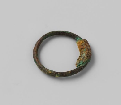 Ring-shaped fragment from the wreck of the East Indiaman Hollandia