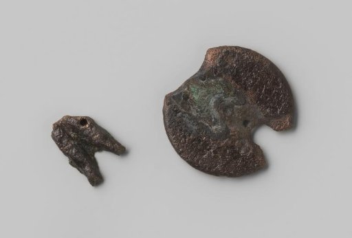 Lid and hinge of a sealing weight from the wreck of the East Indiaman Hollandia