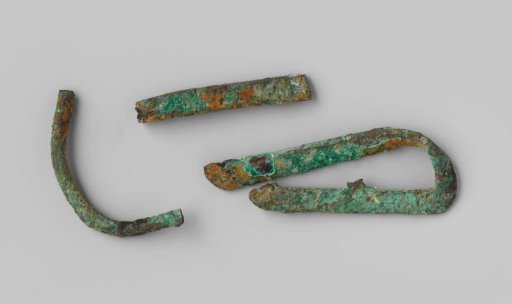 Fragments of buckles from the wreck of the East Indiaman Hollandia