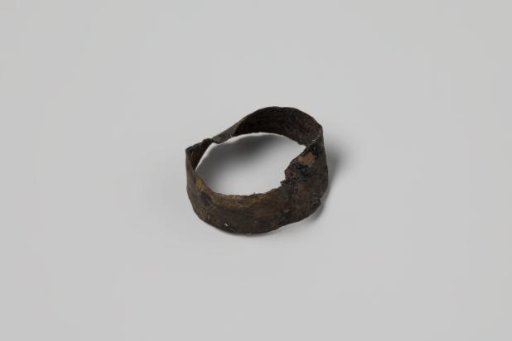 Knife handle ring from the wreck of the East Indiaman Hollandia