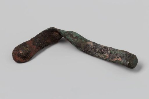 Stuck-on foot of a package from the wreck of the East Indiaman Hollandia