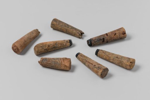 Knife Handles from the Wreck of the East Indiaman Hollandia
