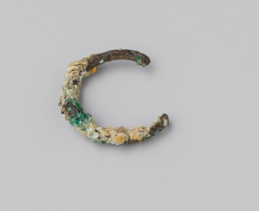 Ring-shaped fragment from the wreck of the East Indiaman Hollandia