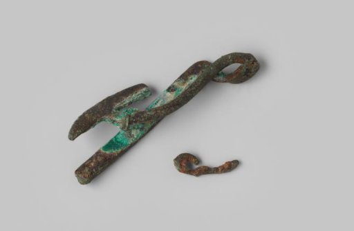 Fragments of buckles from the wreck of the East Indiaman Hollandia