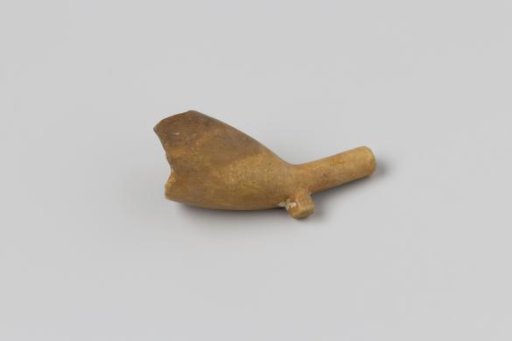 Fragment of a pipe bowl from the wreck of the East Indiaman Hollandia