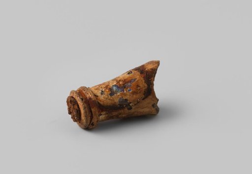 Neck with cork of a wine bottle from the wreck of the East Indiaman Hollandia