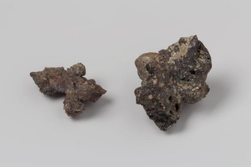 Coal waste from the wreck of the East Indiaman 't Vliegend Hart