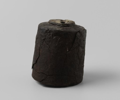 Cruciform Weight of 50 lb from the Wreck of the East Indiaman 't Vliegend Hart