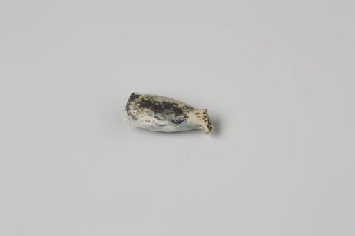 Fragment of a pipe bowl from the wreck of the East Indiaman 't Vliegend Hart