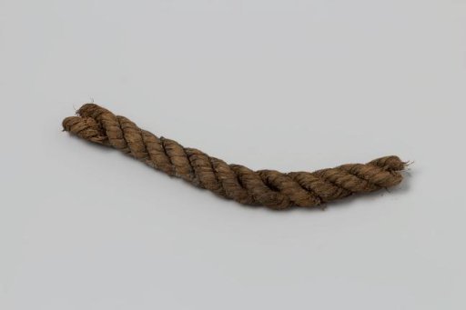 Rope found in combination with a block from the wreck of the Dutch East Indiaman 't Vliegend Hart