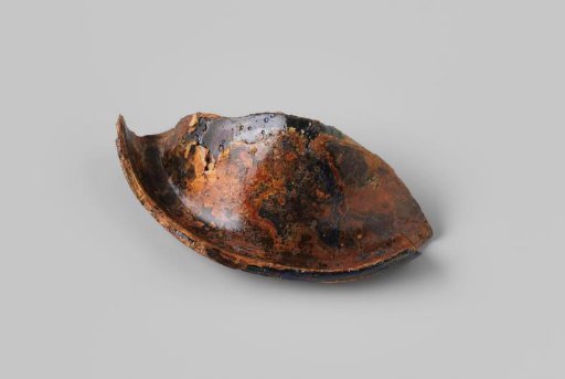Fragment of a wine bottle from the wreck of the East Indiaman 't Vliegend Hart