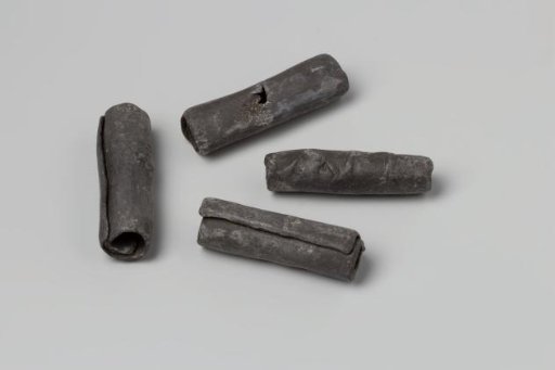 Lead roll from the wreck of the East Indiaman 't Vliegend Hart