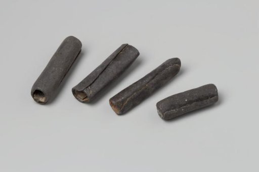 Lead roll from the wreck of the East Indiaman 't Vliegend Hart