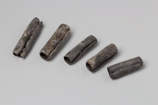 Lead roll from the wreck of the East Indiaman 't Vliegend Hart