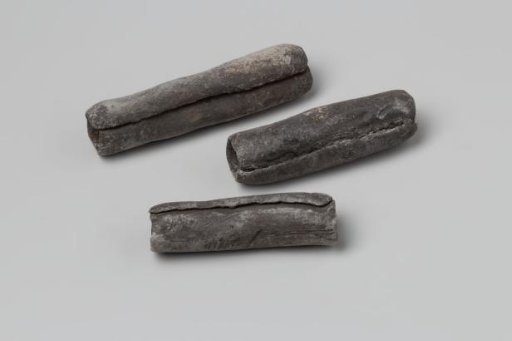 Lead roll from the wreck of the East Indiaman 't Vliegend Hart