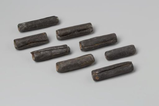 Lead roll from the wreck of the East Indiaman 't Vliegend Hart