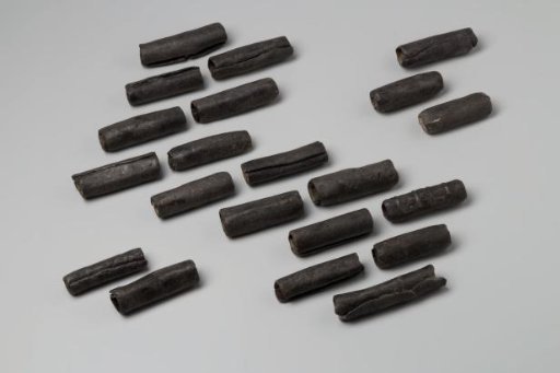 Lead roll from the wreck of the East Indiaman 't Vliegend Hart