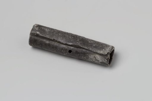 Lead roll from the wreck of the East Indiaman 't Vliegend Hart