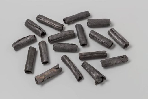 Lead roll from the wreck of the East Indiaman 't Vliegend Hart