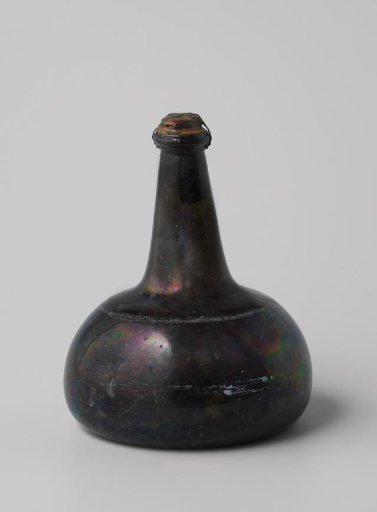 Wine Bottle Filled with Wine from the Wreck of the East Indiaman 't Vliegend Hart
