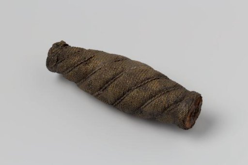 Grip of a hilt from the wreck of the East Indiaman 't Vliegend Hart