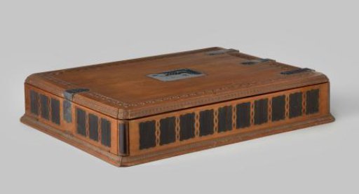 Chest belonging to a photo album presented to F.J. Wirix by the staff of the Djatiroto Sugar Company in 1917