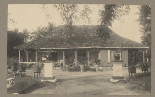 Tennis court for the residence of the Military Commander at Blinjoe