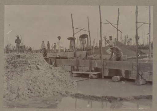 Washing trough in mine No. 5 at Blinjoe