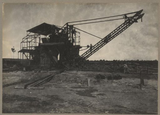 Setup of excavator mine 3 Soengeiliat