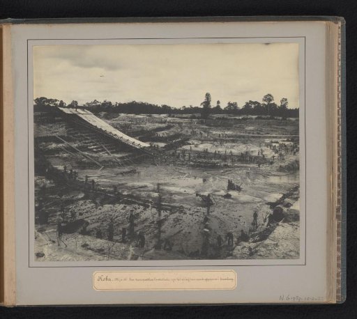 Koba. Mine 38. A conveyor belt installation for removing the excavated topsoil