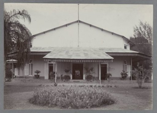 Front of a building