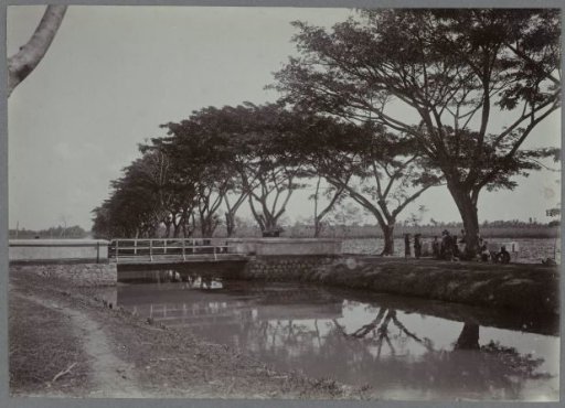 Bridge over a canal