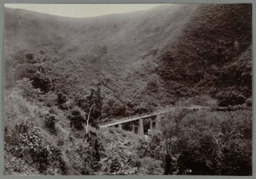 Bridge over the Woih ni Enang