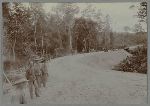 Embankment for the bridge at Ajer Monnes