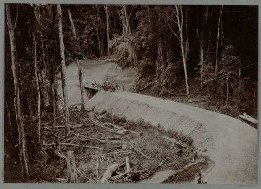 Embankment for the bridge at Ajer Monnes