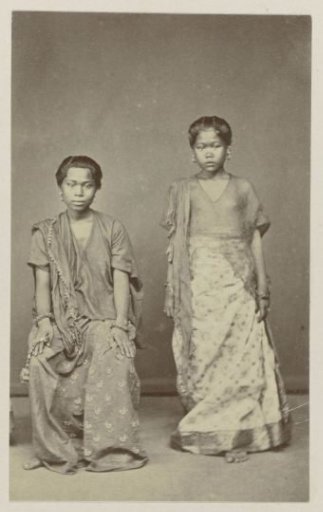 Two Javanese girls