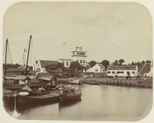 The Lookout at the Harbor Canal in Batavia