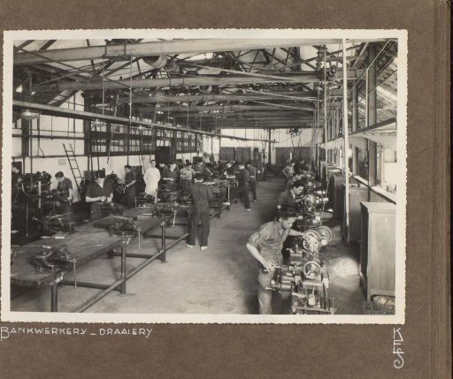 Bank Workshop in the Queen Emma School