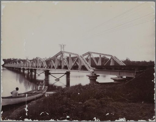 Railway bridge over the Belawan River