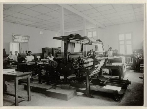 Large Ruling Machine